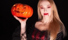 Trick-or-Treat Beauty: Spooky Cosmetics for Halloween