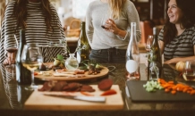 Essential Tips for Hosting a Warm and Inviting Winter Gathering